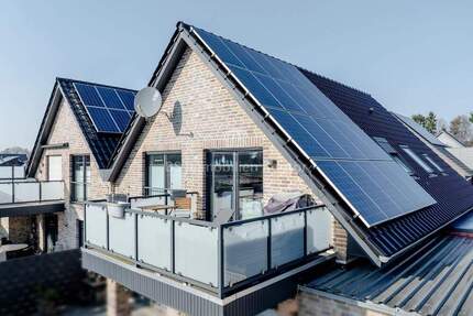 In zentraler Lage von Papenburg Untenende DG-Whg. mit Balkon, Carport und großzügiger Wohnküche