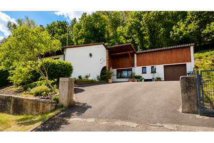 Haus zum Kaufen in Frankenstein 348.000,00 € 130 m²