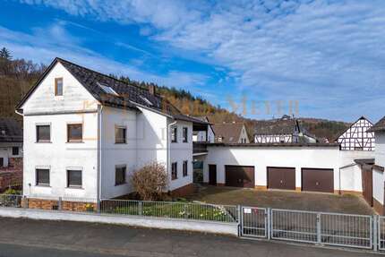 Haus zum Kaufen in Schöffengrund 198.500,00 € 176 m²