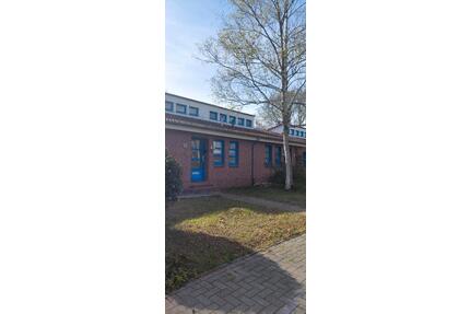 Schönes EinfamilIenhaus mit Garten in Remels Uplengen