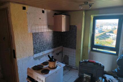 2zkb 55qm ich muß die zuerst renovieren. - Quierschied