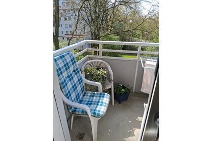 °°° Kleine 2,0 Zimmer-Wohnung im 3.OG, mit Aufzug °°° - Oberhausen Biefang