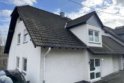 Wohnung zum Kaufen in Bergneustadt 128.000,00 € 70 m²