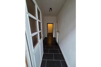 Zentrale 3-Zi, Whg. EG, 55qm, ab 01.04.26, eigener Eingang - Kiel Südfriedhof