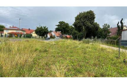 ***EIN PLATZ FÜR IHRE ZUKUNFT - HIER BEGINNT DER TRAUM VOM EIGENHEIM*** - Freystadt / Forchheim