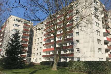 Wohnung zum Kaufen in Duisburg 68.000,00 € 61 m²