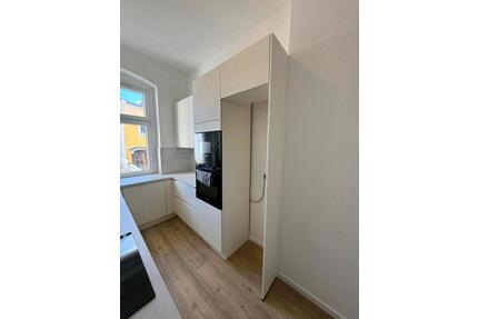 2 Zimmer Wohnung Steglitz - 1.640,00&nbsp;EUR Kaltmiete, ca.&nbsp; 93,00&nbsp;m&sup2; in Berlin (PLZ: 12353) Neukölln