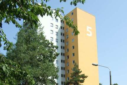 Wohnung zum Mieten in Erlangen 898,96 € 95.33 m²