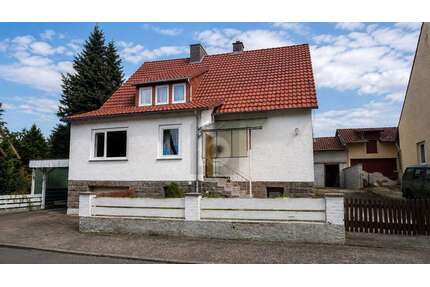 Haus zum Kaufen in Uslar 140.000,00 € 140 m²