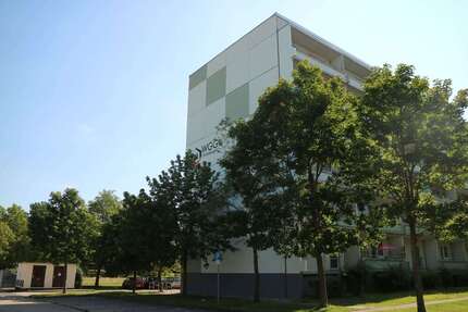 Wohnung zum Mieten in Gardelegen 400,00 € 66.98 m²