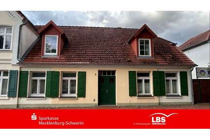 Haus zum Kaufen in Ludwigslust 225.000,00 € 162 m²