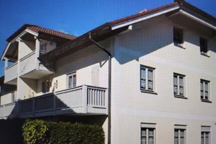 2 Zimmer DG-Wohnung in zentraler naturnaher Lage in Kolbermoor