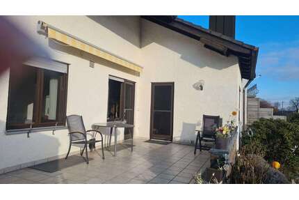 Haus zum Kaufen in Atting 749.000,00 € 330 m²