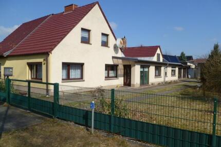 Doppelhaushälfte mit Nebengelass ohne Makler Clara Zektin Siedl. - Eberswalde Brandenburgisches Viertel