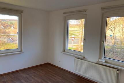 Drei Zimmer, Küche, Bad mit 70 m² Wohnfläche in amelgatzen - Emmerthal