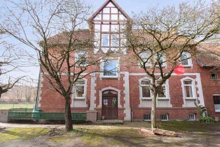 Repräsentatives Bauernhaus mit Sanierungsbedarf in Familienfreundlicher Lage - Bad Nenndorf Waltringhausen