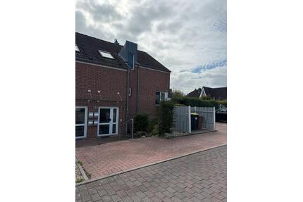 Ostseenah: 3-Zimmer-Eigentumsw. mit Balkon - provisionsfrei - - Laboe