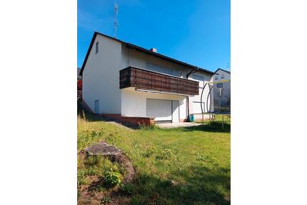 1-Familien-Haus - 340.000,00&nbsp;EUR Kaufpreis, ca.&nbsp; 157,00&nbsp;m&sup2; in Auerbach in der Oberpfalz (PLZ: 91275)
