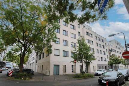 Familienfreundliche & moderne 5-Zimmer-Wohnung mit Terrasse und Balkon im Frankfurter Gallus