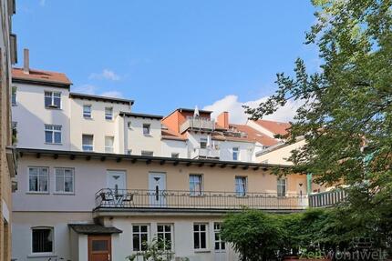 (EF1153_M) Jena: Zentrum, kleine kunstvoll möblierte Wohnung mit Freisitz im ruhigen Innenhof, Reinigung inkl.