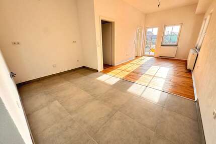 Wohnung zum Kaufen in Heßdorf 289.000,00 € 72.41 m²