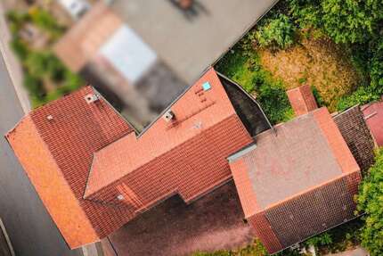 Haus zum Kaufen in Ermershausen 279.000,00 € 270 m²