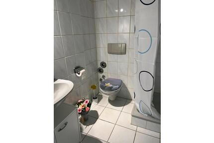 1.Zimmer Stadt Mitte Uin Nähe - 370,00&nbsp;EUR Kaltmiete, ca.&nbsp; 29,00&nbsp;m&sup2; in Kaiserslautern (PLZ: 67655) Betzenberg