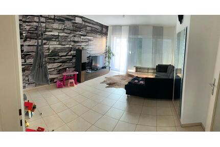 3 Zimmer Wohnung zu verkaufen + Garage + 2 Balkone - Nürnberg Rabus