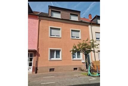 2 Familienhaus mit 2 Garagen in LU-Mundenheim ohne Makler - Ludwigshafen am Rhein