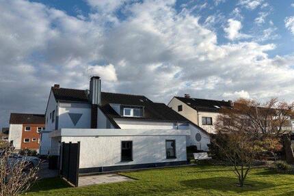 Wohnen im schönen Opherdicke. - 880,00&nbsp;EUR Kaltmiete, ca.&nbsp; 93,00&nbsp;m&sup2; in Holzwickede (PLZ: 59439)