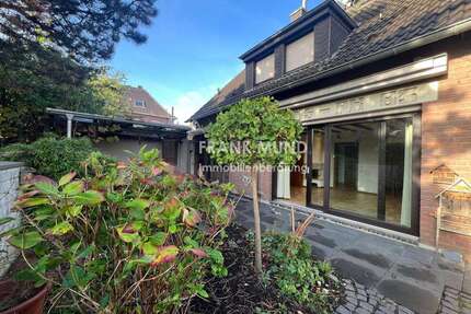 Haus zum Kaufen in Mönchengladbach-Wickrath-Wickrath 368.000,00 € 124 m²