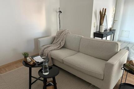 2-Zi Wohnung möbliert, Balkon, Stellplatz, Internet – Erfurt