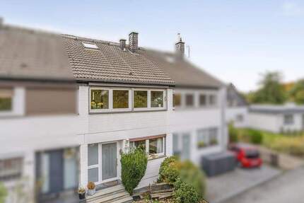 Charmantes Reihenhaus mit sonnigem Garten und einer Garage in Ratingen-Mitte