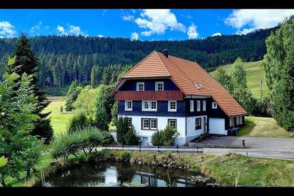 Haus zum Kaufen in Schluchsee 949.000,00 € 320 m²