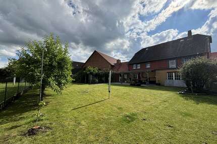 Haus zum Kaufen in Vechelde 449.000,00 € 221 m²