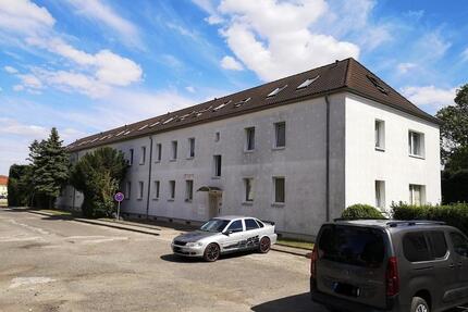 Erstbezug nach Sanierung! 2-Zimmerwohnung im Zentrum von Braunsbedra zu vermieten!