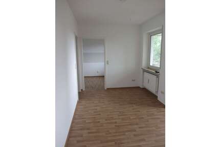 Wohnung zum Mieten in Tirschenreuth 300,04 € 57.76 m²