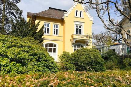 4 Zimmer Altbau-Wohnung mit Wintergarten im Herzen von Reinbek