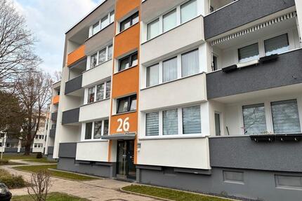 Frisch renovierte 4,5, Zimmerwohnung an berufstätige Familie abzugeben - Dortmund Brackel