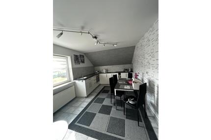 3 Zimmer Wohnung mit Küche - 750,00&nbsp;EUR Kaltmiete, ca.&nbsp; 87,00&nbsp;m&sup2; in Ötzingen (PLZ: 56244)