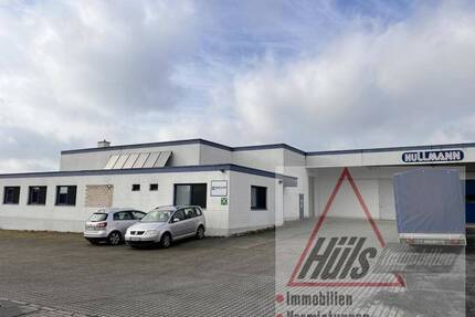 helle Produktions- und Lagerhalle mit Sozialräumen mit guter Erreichbarkeit - Lienen