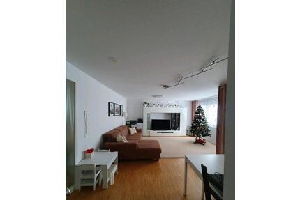 3-Zi.-Erdgeschosswohnung mit Garten, Terrasse, Tiefgarage - Elzach