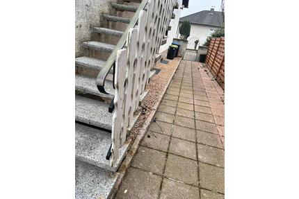 Dachwohnung in Gerlfangen - 700,00&nbsp;EUR Kaltmiete, ca.&nbsp; 100,00&nbsp;m&sup2; in Rehlingen-Siersburg (PLZ: 66780)