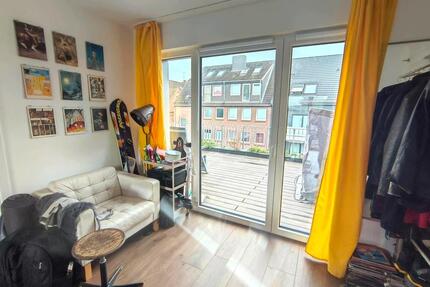Wohnung nahe Zentrum mit Balkon und Dachterasse - Kiel Südfriedhof