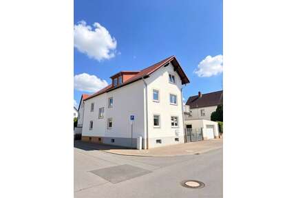 Haus zum Kaufen in Rüsselsheim am Main 690.000,00 € 240.32 m²