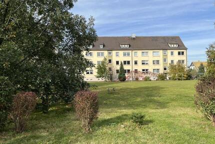 Neu renoviert. - 340,00&nbsp;EUR Kaltmiete, ca.&nbsp; 55,00&nbsp;m&sup2; in Wurzen (PLZ: 04808)