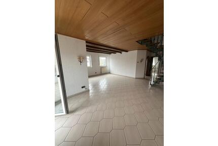 Helle 3 Zimmer Wohnung in Mainz-Kastel - Wiesbaden