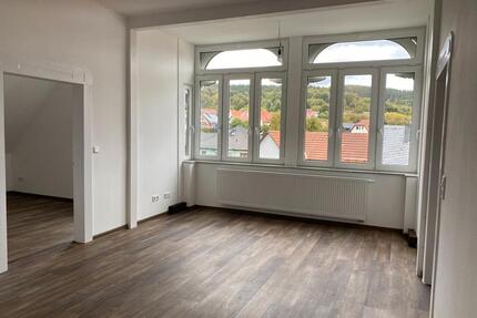 4-Zimmer Altbauwohnung – hell, ruhig gelegen, optional mit EBK-Übernahme - Zella-Mehlis