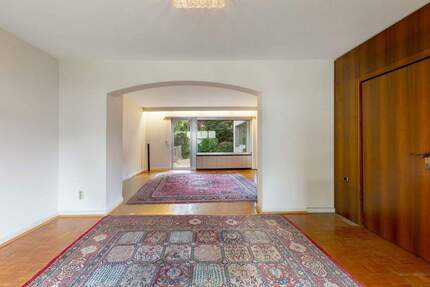 Charmante Doppelhaushälfte in famillienidyllischer Lage von Köln-Lövenich