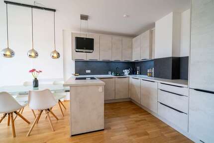 Wohnung zum Mieten in Regensburg 900,00 € 52.81 m²